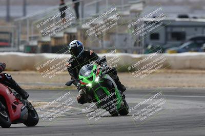 media/Mar-02-2025-Race Pace (Sun) [[8bec80ae00]]/12-Vested (Turn 2) 1111am/